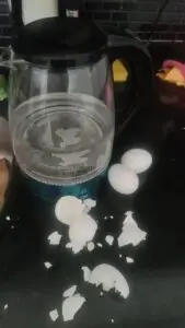 peeled boiled eggs