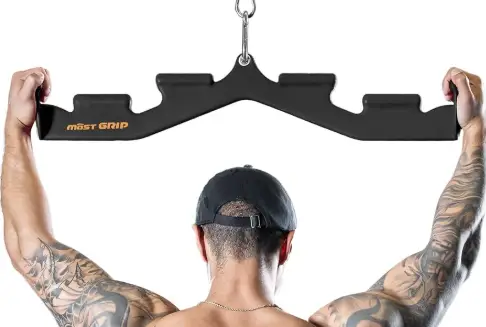 Picture showing the Close Neutral Grip for cable pulldowns