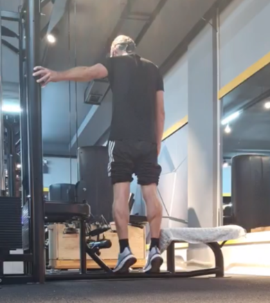 Showing the Standing Calf Raise gym exercise
